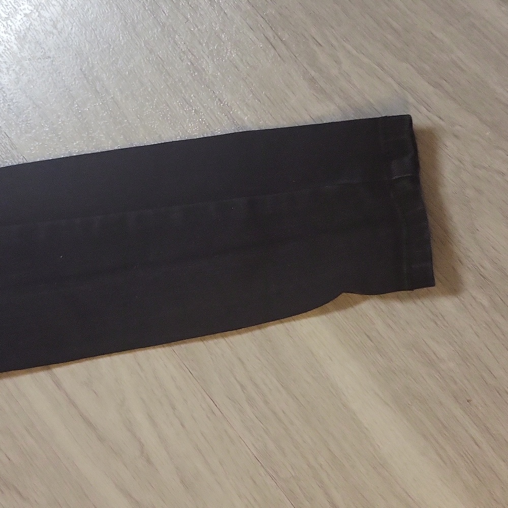 Universal Thread Jeans - Picture 2 of 8